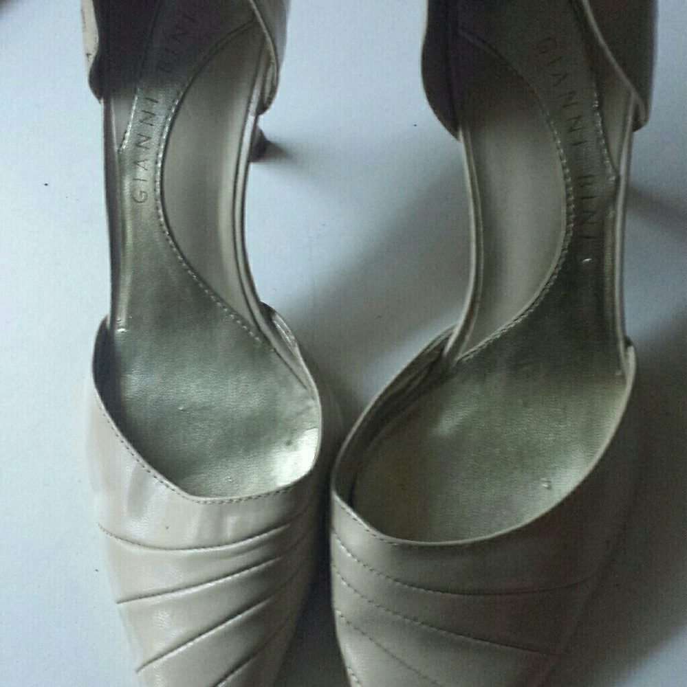 Gianni Bini shoes size 7M